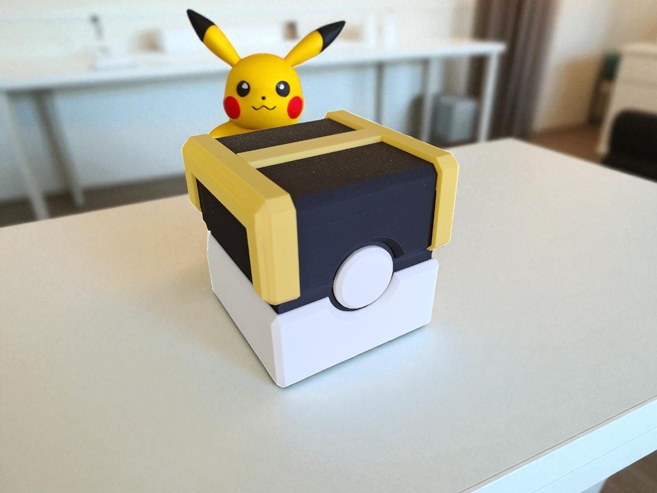 Pokeball Cartridge Case | Game Boy & Nintendo DS Storage